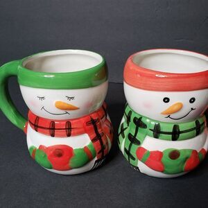 CUTE Bay Island Set of 2 Red Green Ceramic Snowman Mugs Cocoa Cups 2019